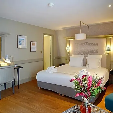Hotell Litteraire Gustave Flaubert, Bw Signature Collection